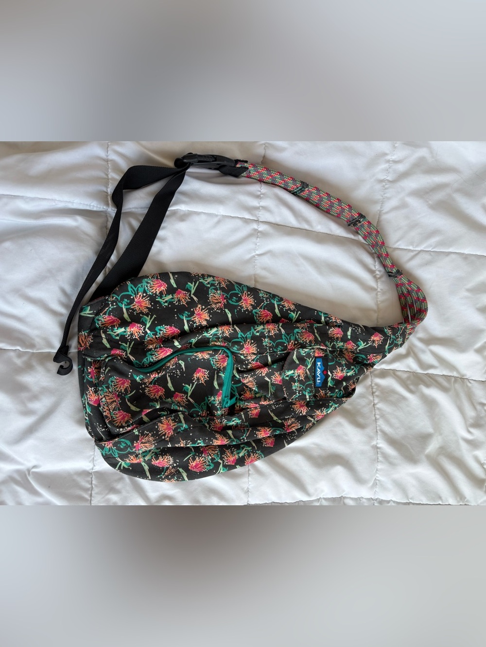 KAVU Rope Bag Black Floral Canvas Crossbody Sling Backpack Teal Zip Multicolor